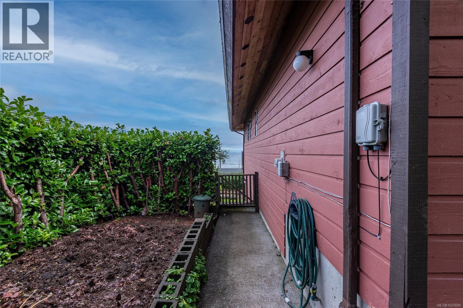 3846 Mitlenatch Dr, Campbell River