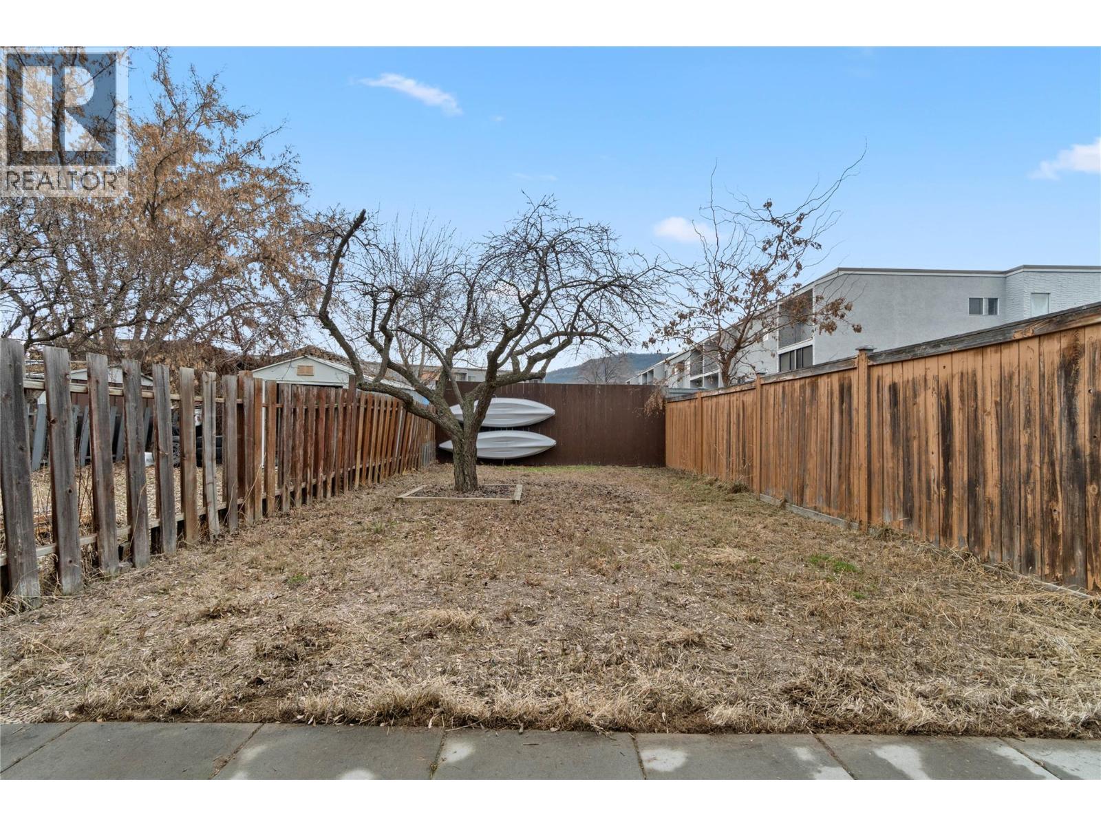 #42 1697 GREENFIELD AVENUE - 16