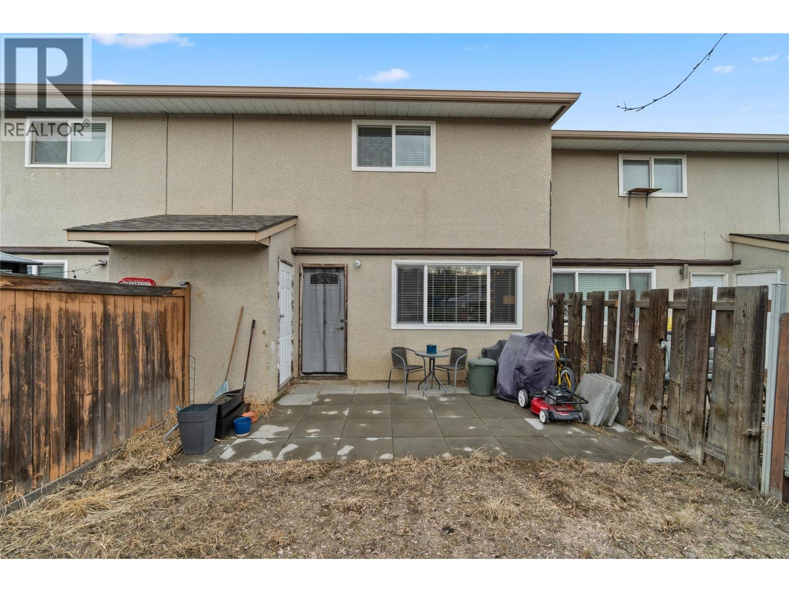 #42 1697 GREENFIELD AVENUE - 19