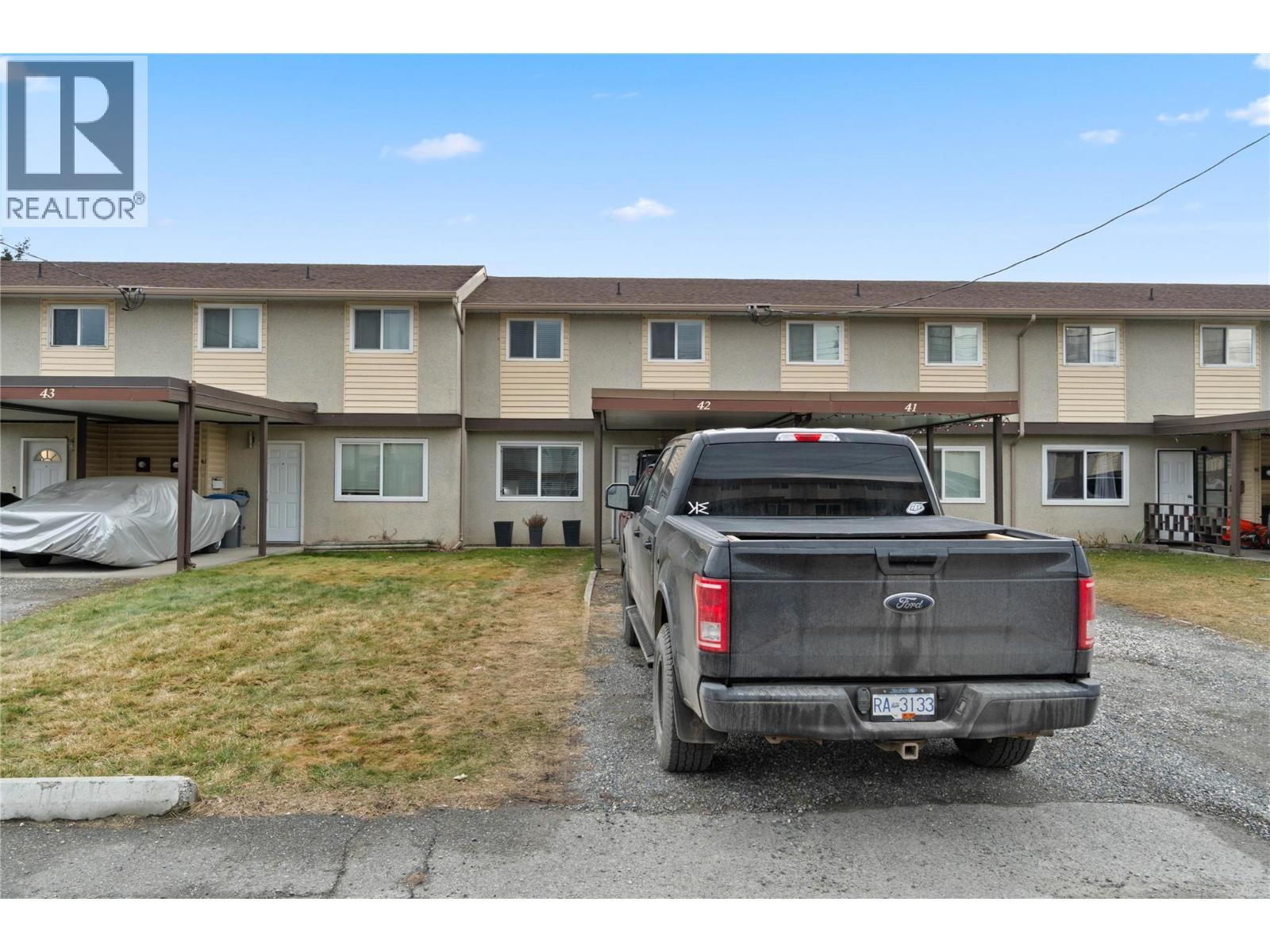 #42 1697 GREENFIELD AVENUE - 23