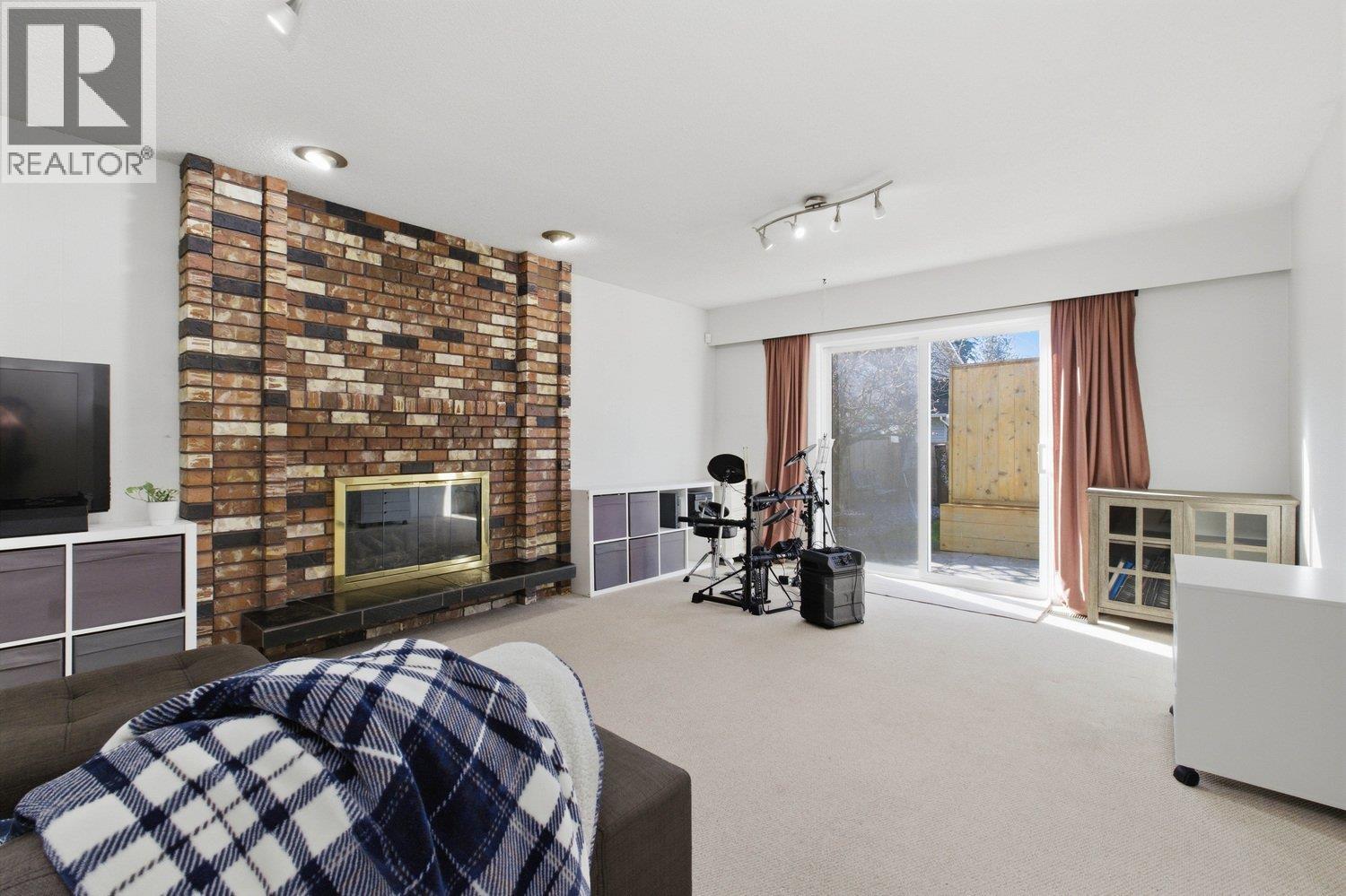 4677 56A STREET, Ladner