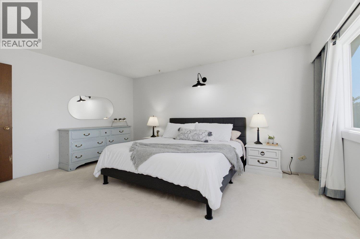 4677 56A STREET, Ladner