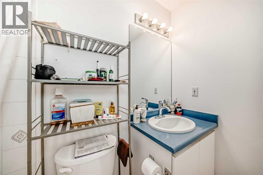 Single Family House for Sale in   Dover Point SE Dover Calgary 