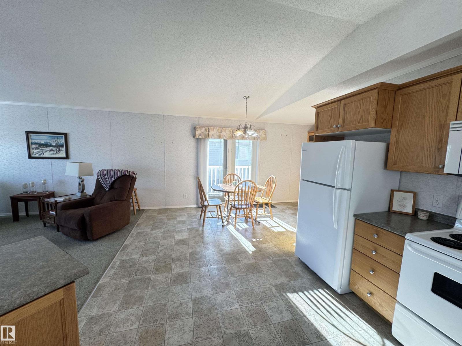 4022 Aspen WY, Leduc