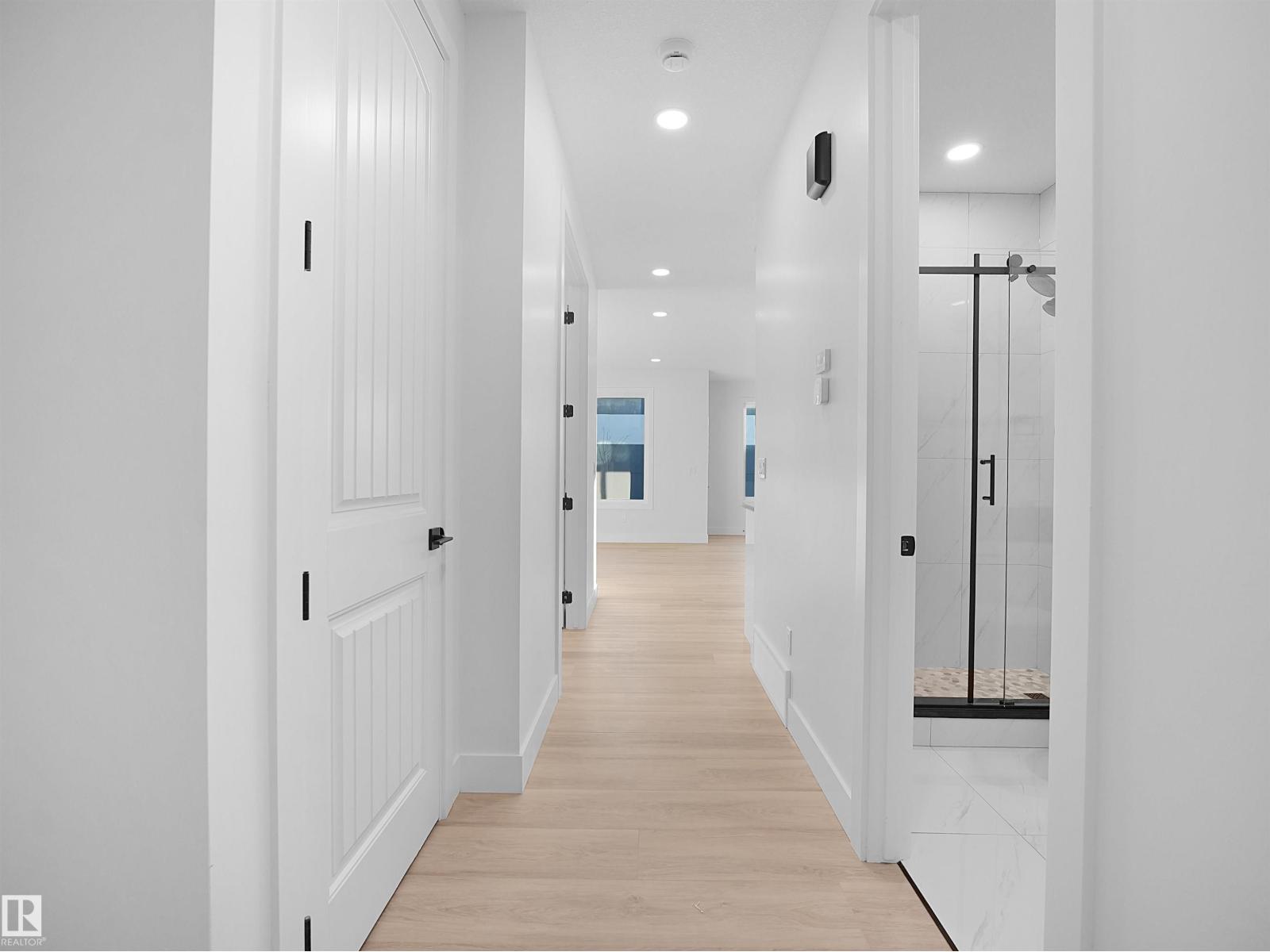 6907 169 AV NW, Edmonton