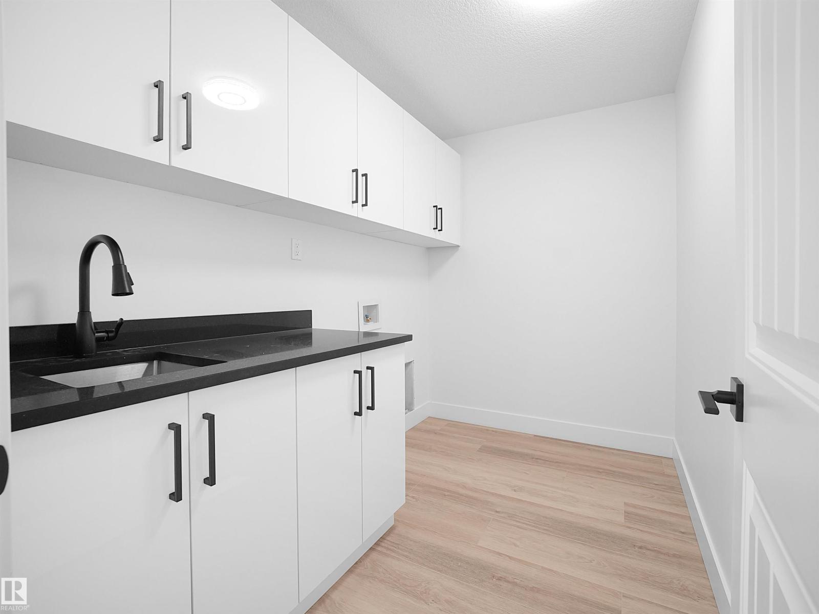 6907 169 AV NW, Edmonton