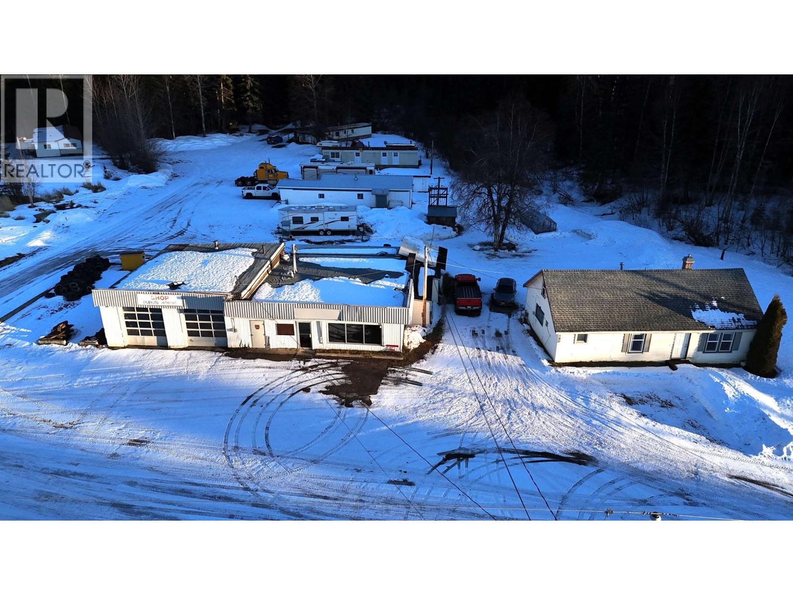 9922 HART HIGHWAY, Prince George