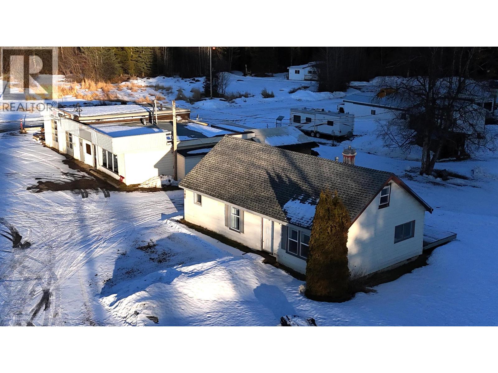 9922 HART HIGHWAY, Prince George