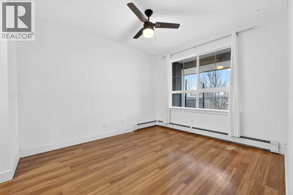 Single Family House for Sale in   Richard Court SW Lincoln Park Calgary 