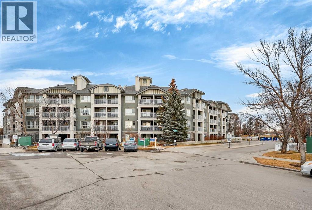 Single Family House for Sale in   Richard Court SW Lincoln Park Calgary 