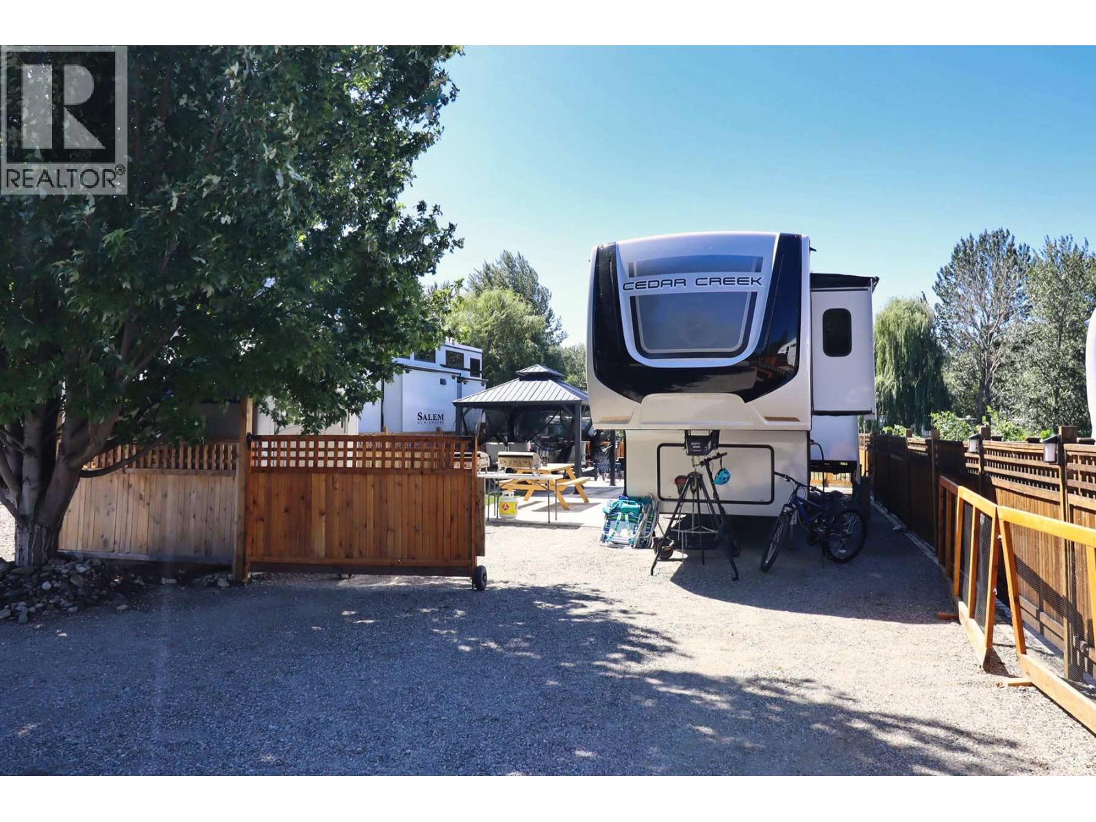 67 Cottonwood Drive - Photo 5 of 73, Lee Creek, British Columbia