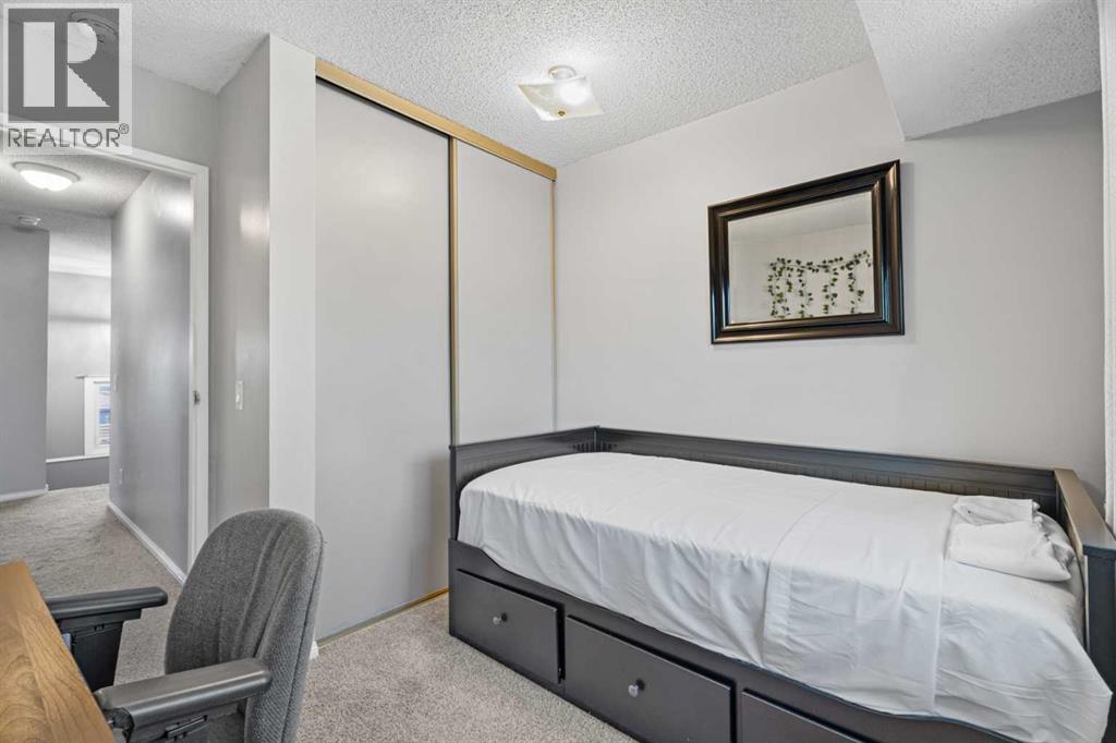 Single Family House for Sale in   Ranchview Drive NW Ranchlands Calgary 