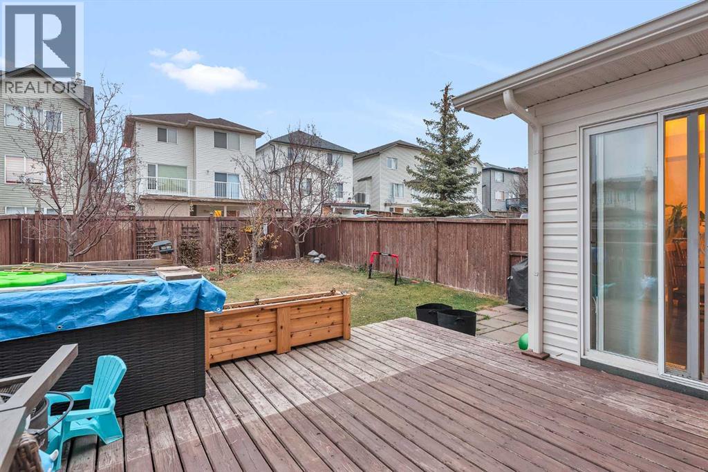 Single Family House for Sale in  Evansmeade Point NW Evanston Calgary 