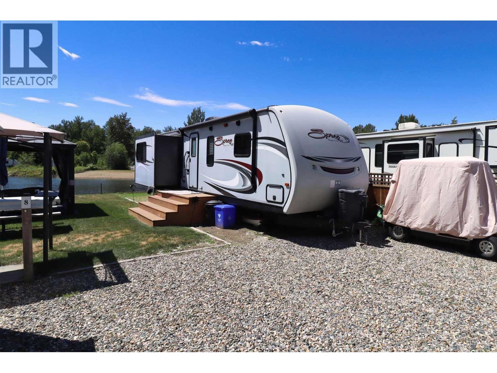 8 Eagle Lane - main photo