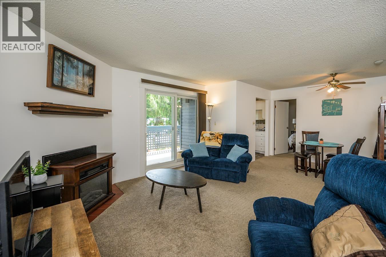 211 3033 OSPIKA BOULEVARD, Prince George