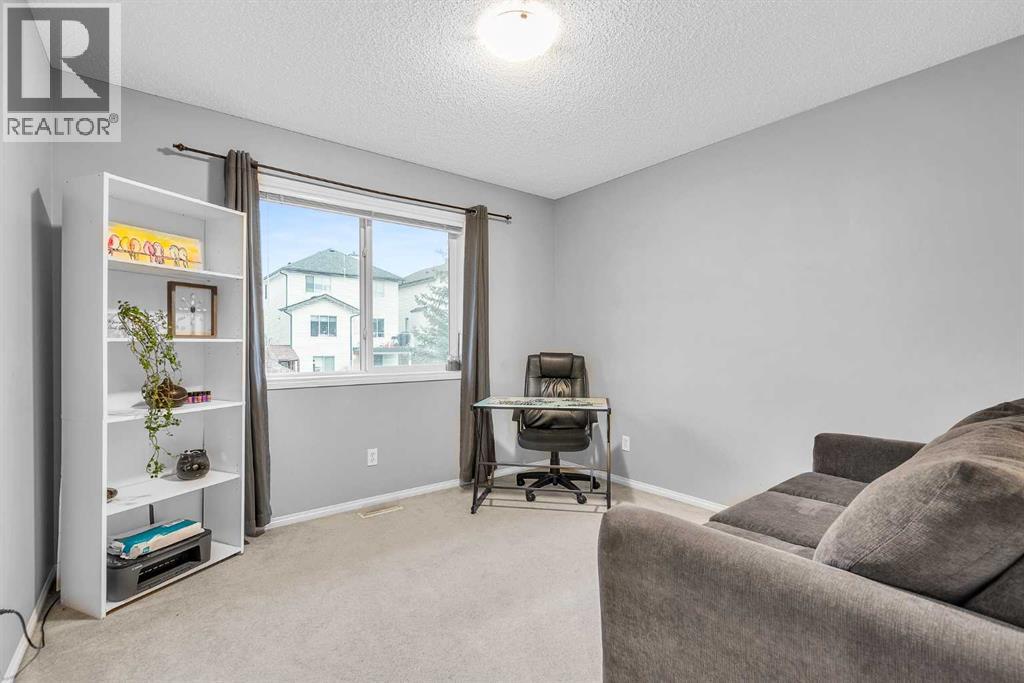 Single Family House for Sale in  Evansmeade Point NW Evanston Calgary 