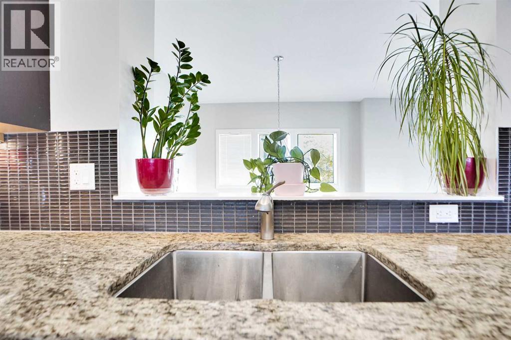 Single Family House 4 Level for Sale in  Wentworth Villas SW West Springs Calgary 