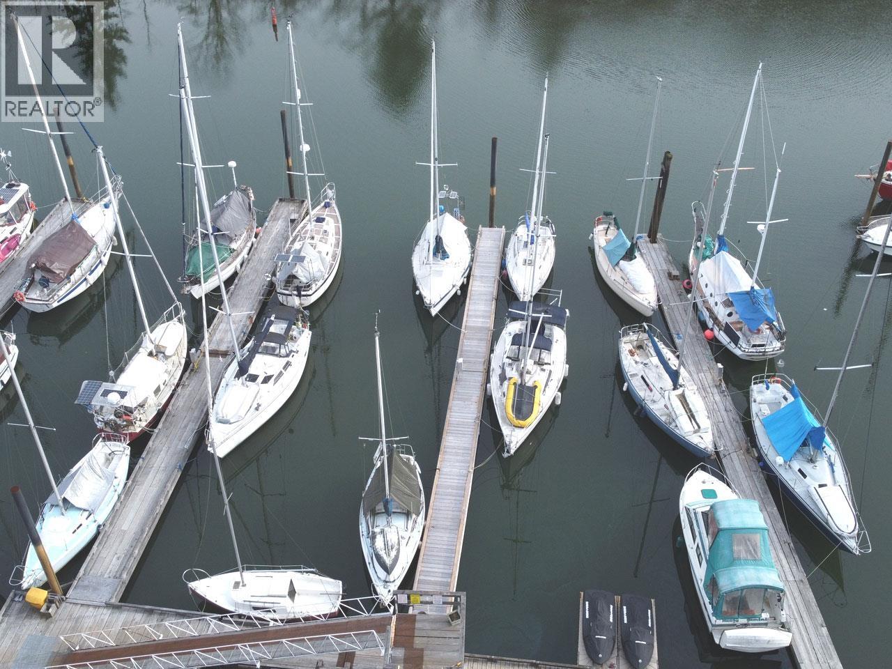 Business in Squamish - Image 13