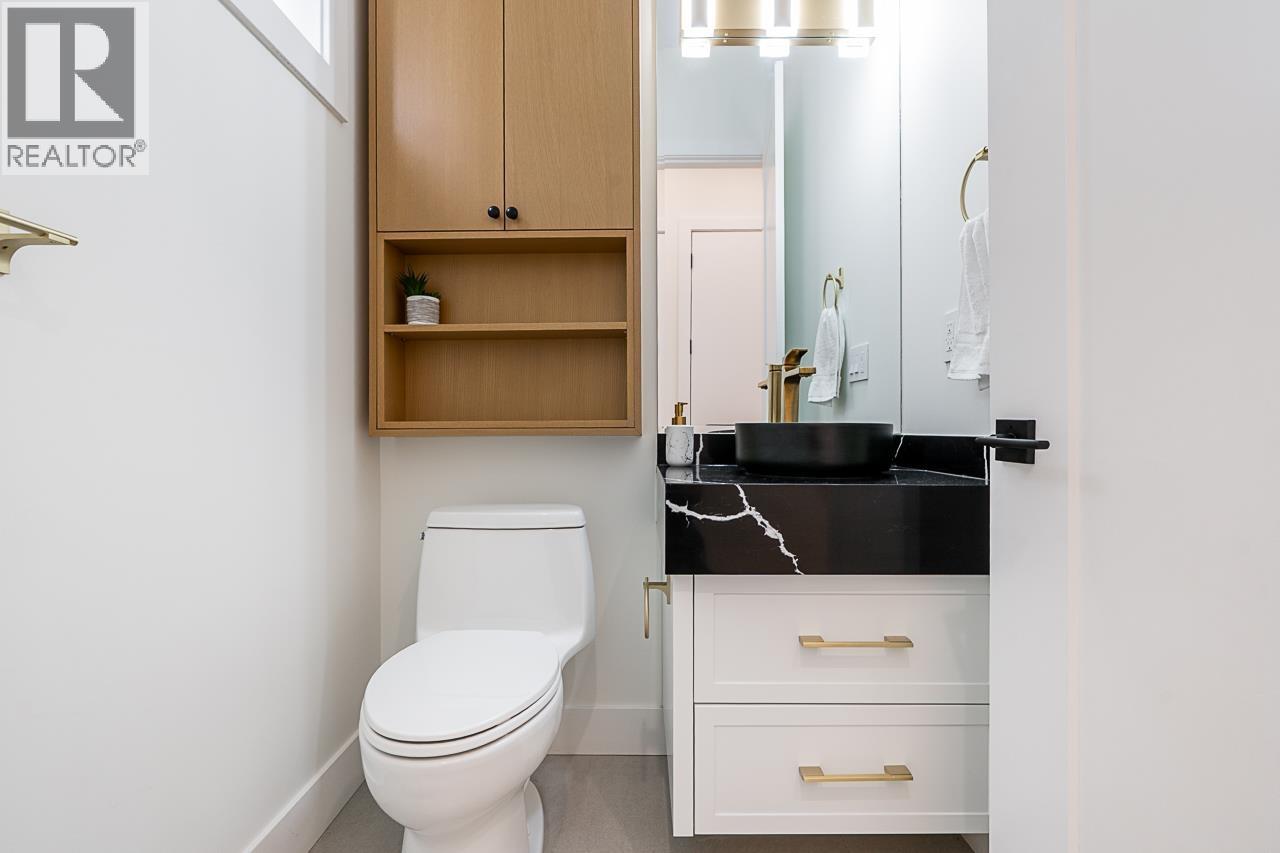 1 5304 ELGIN STREET, Vancouver