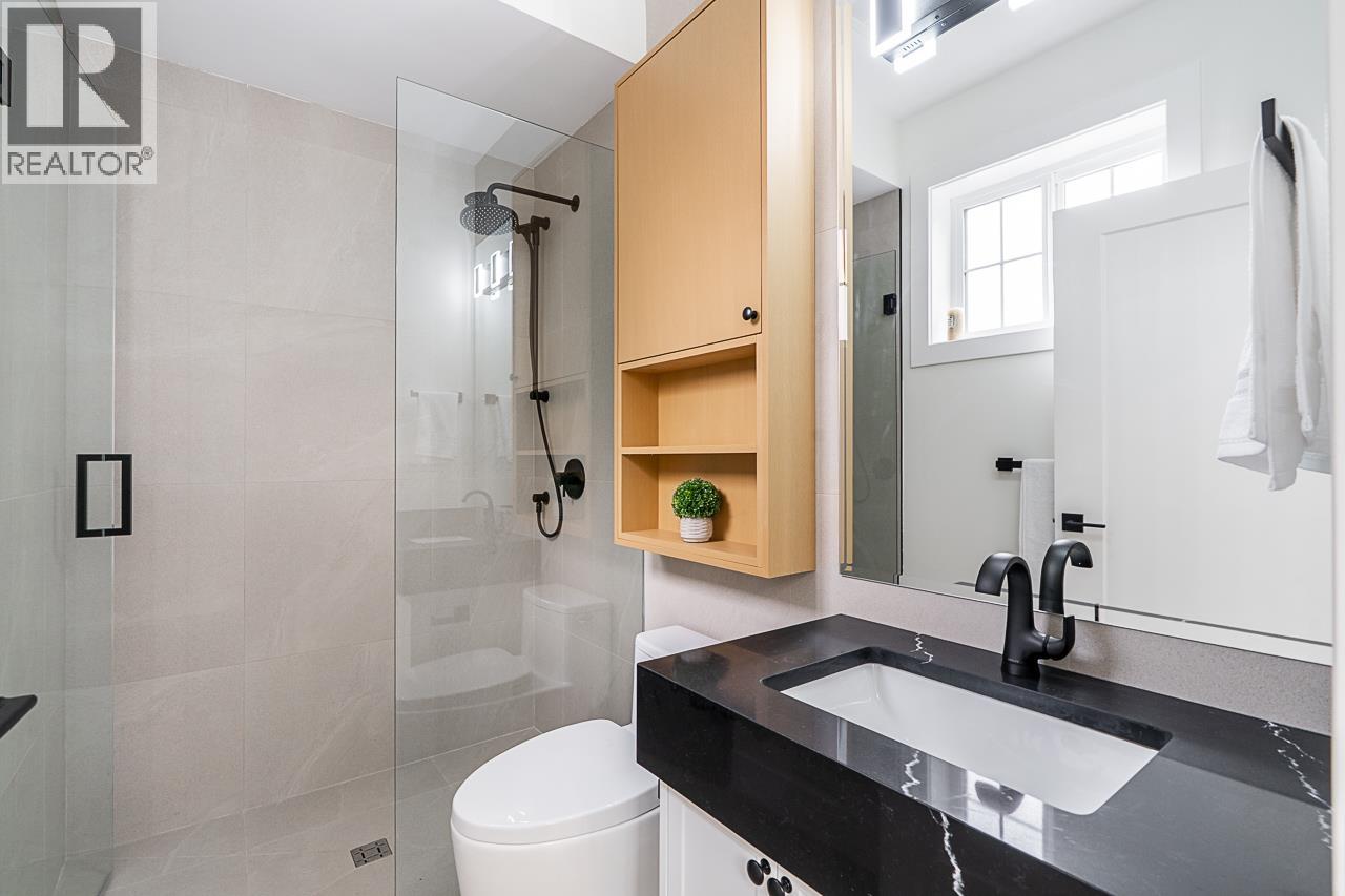 1 5304 ELGIN STREET, Vancouver