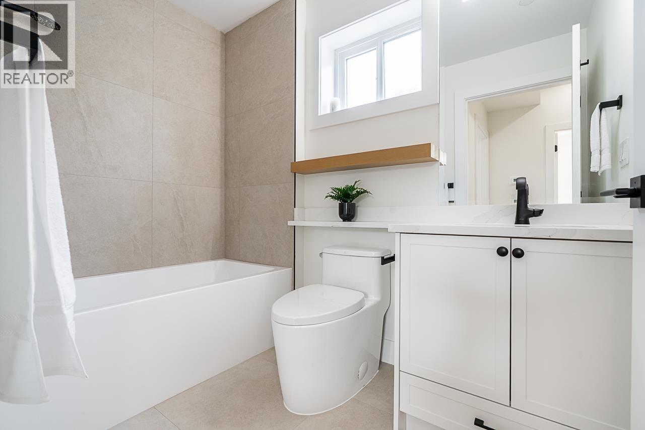 1 5304 ELGIN STREET, Vancouver