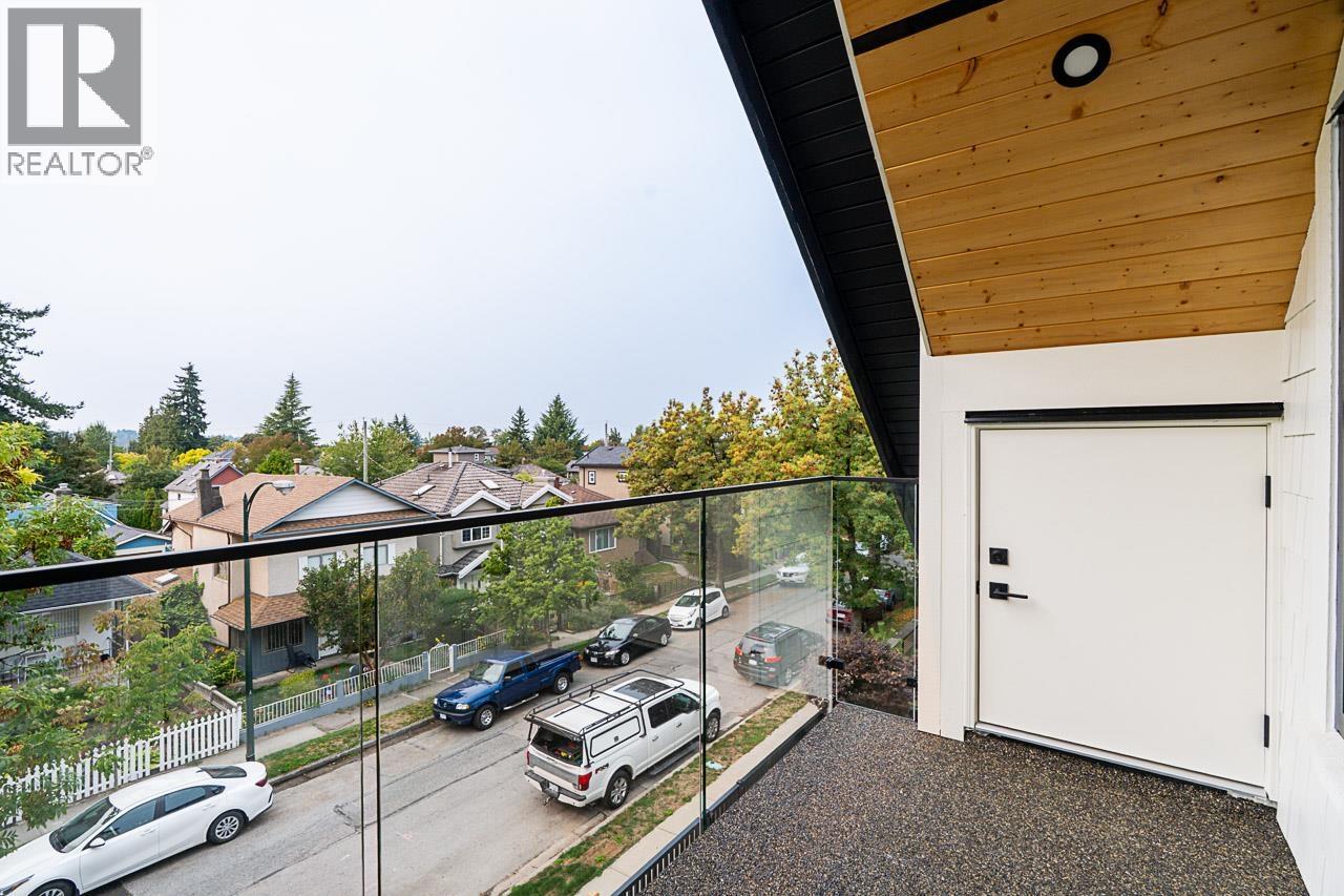 1 5304 ELGIN STREET, Vancouver