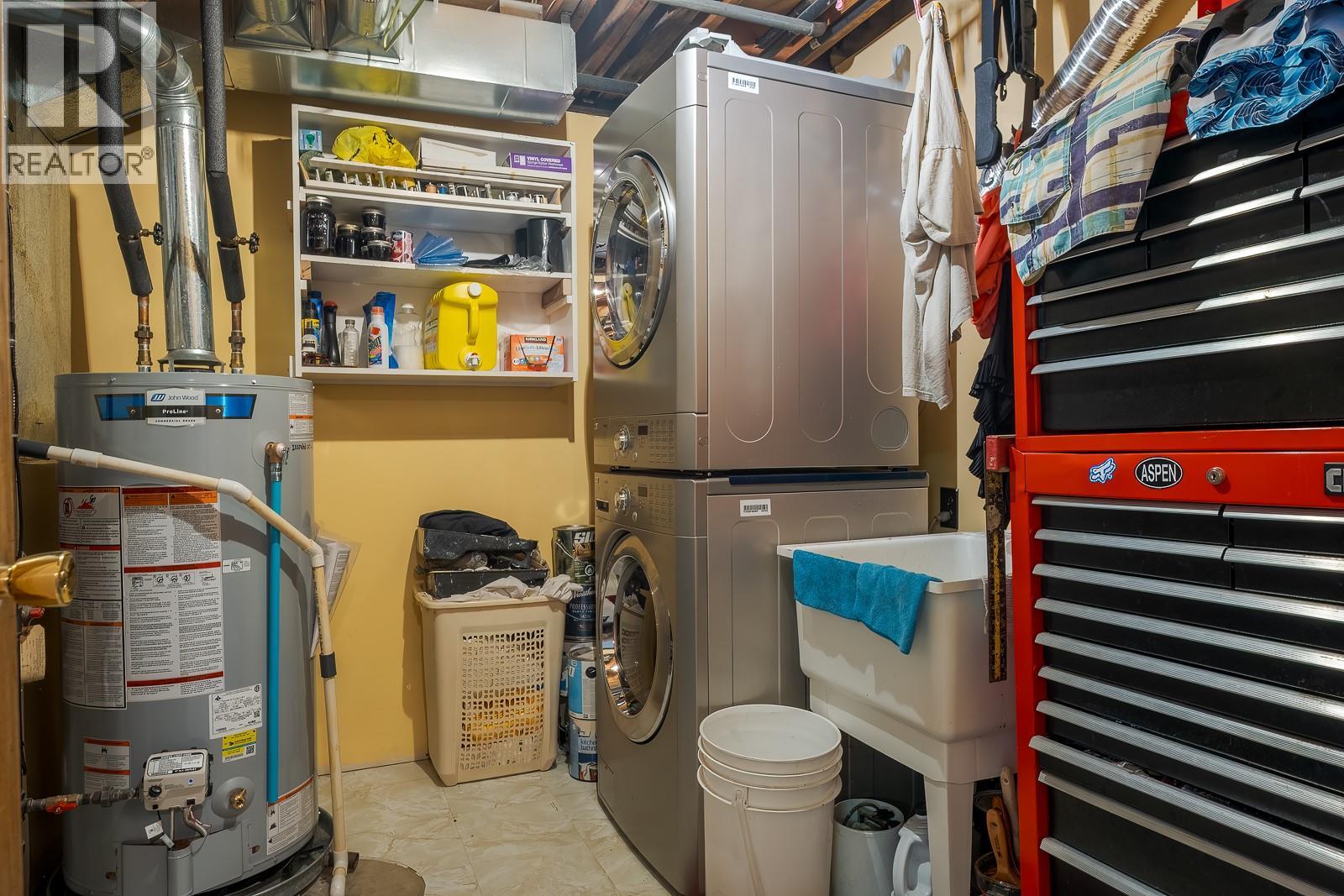 1851 Green Road, Fruitvale