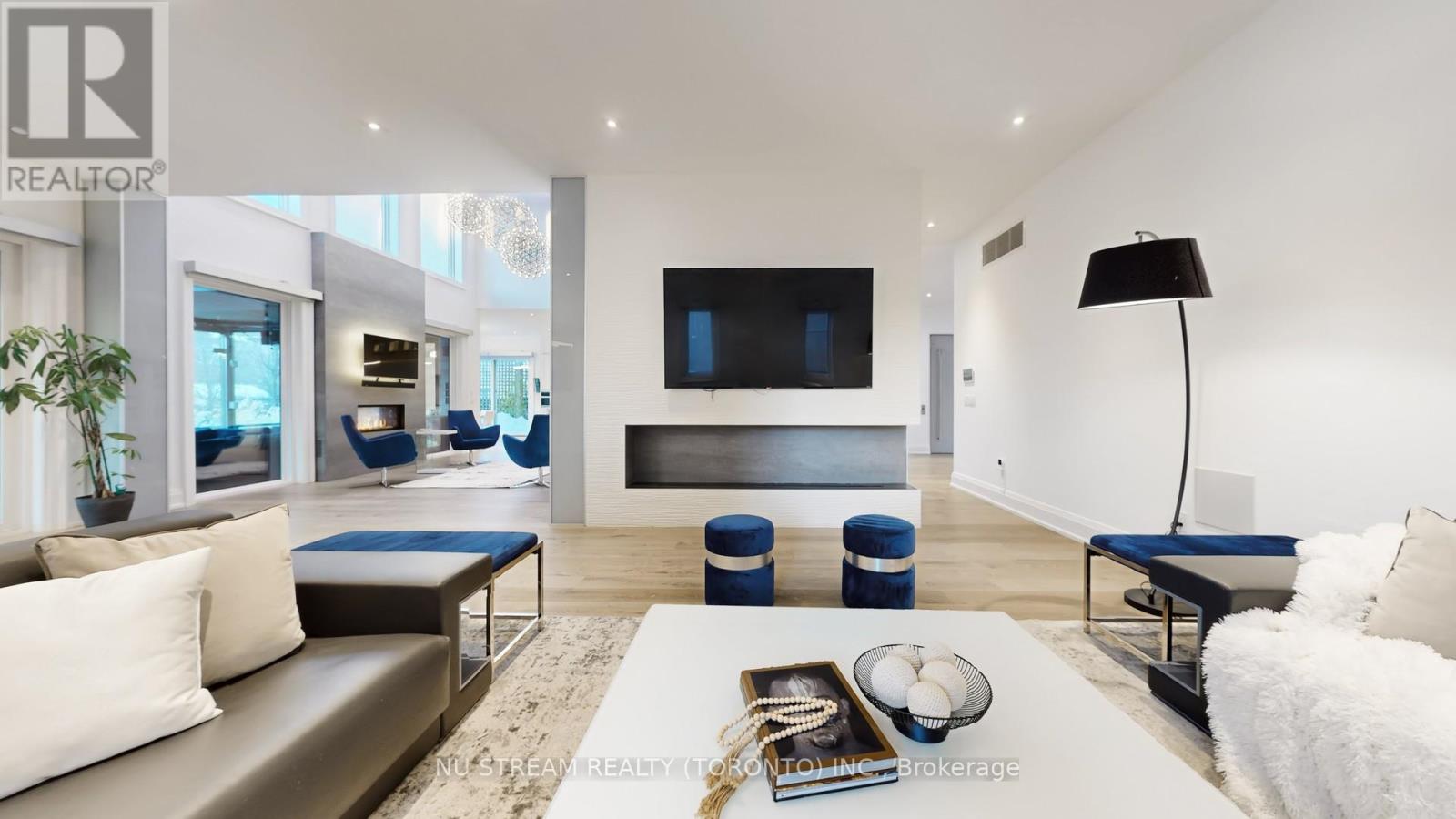 3425 LAKESHORE ROAD W - 16