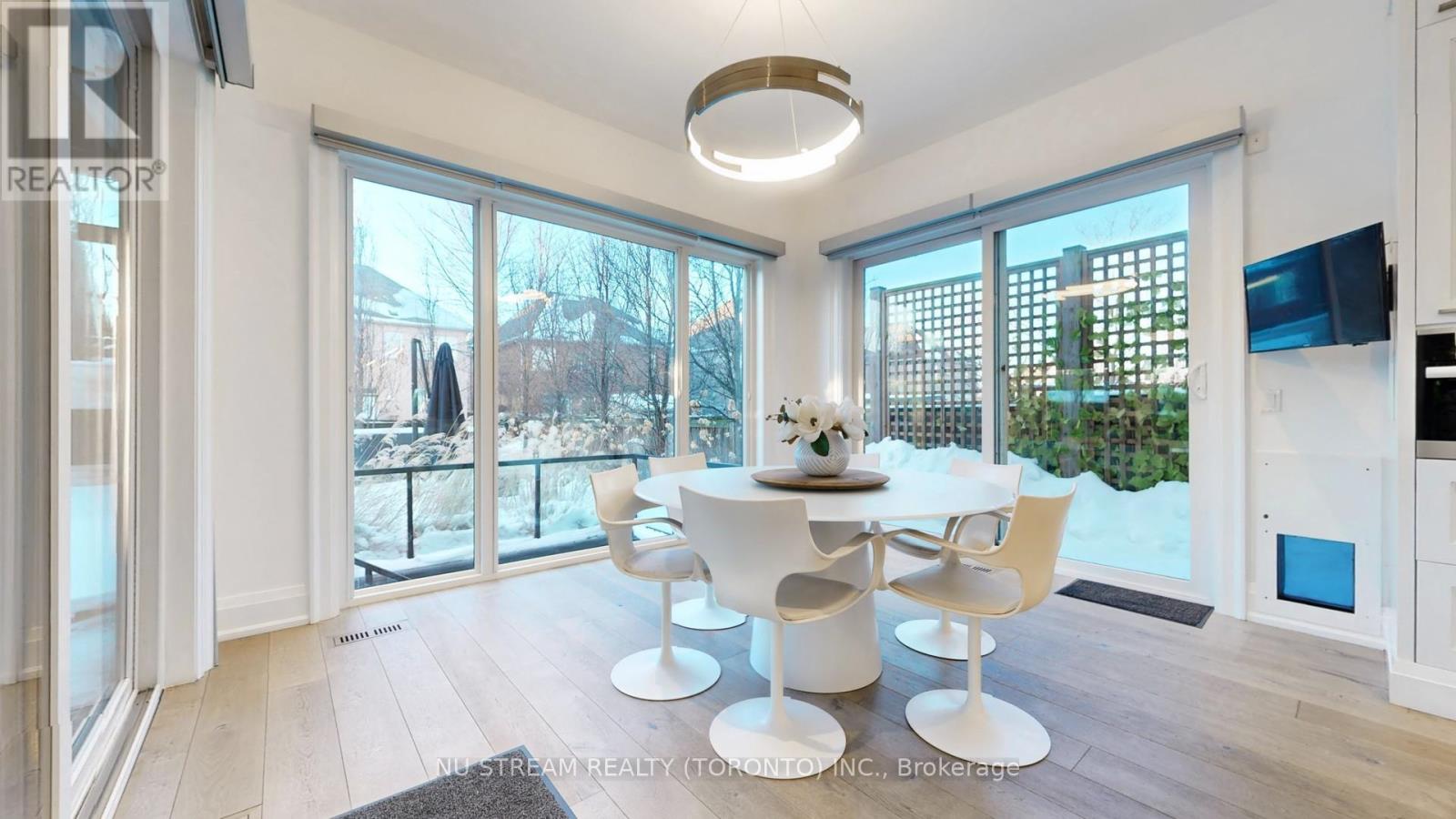 3425 LAKESHORE ROAD W - 12