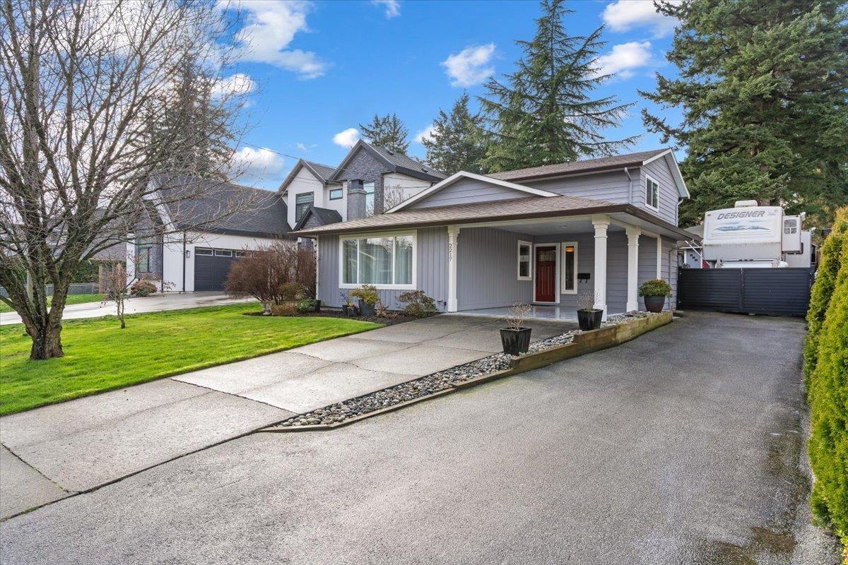 2217 154 Street - photo 2