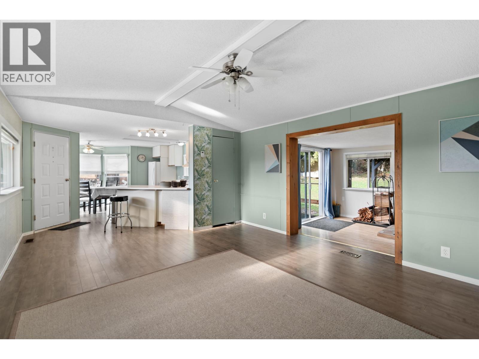 1106 A & B GLADWIN TRAIL ROAD, Roberts Creek