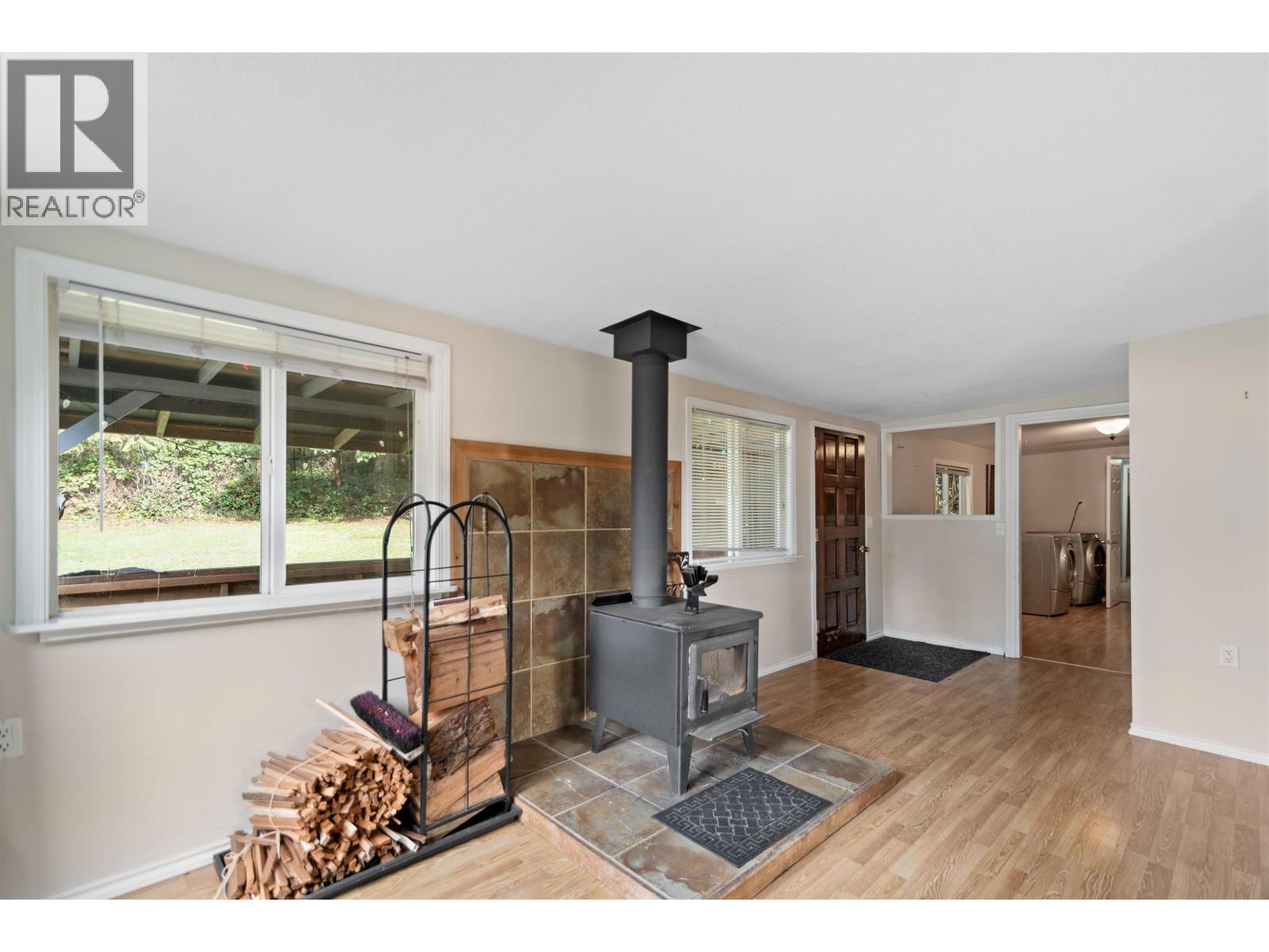 1106 A & B GLADWIN TRAIL ROAD, Roberts Creek