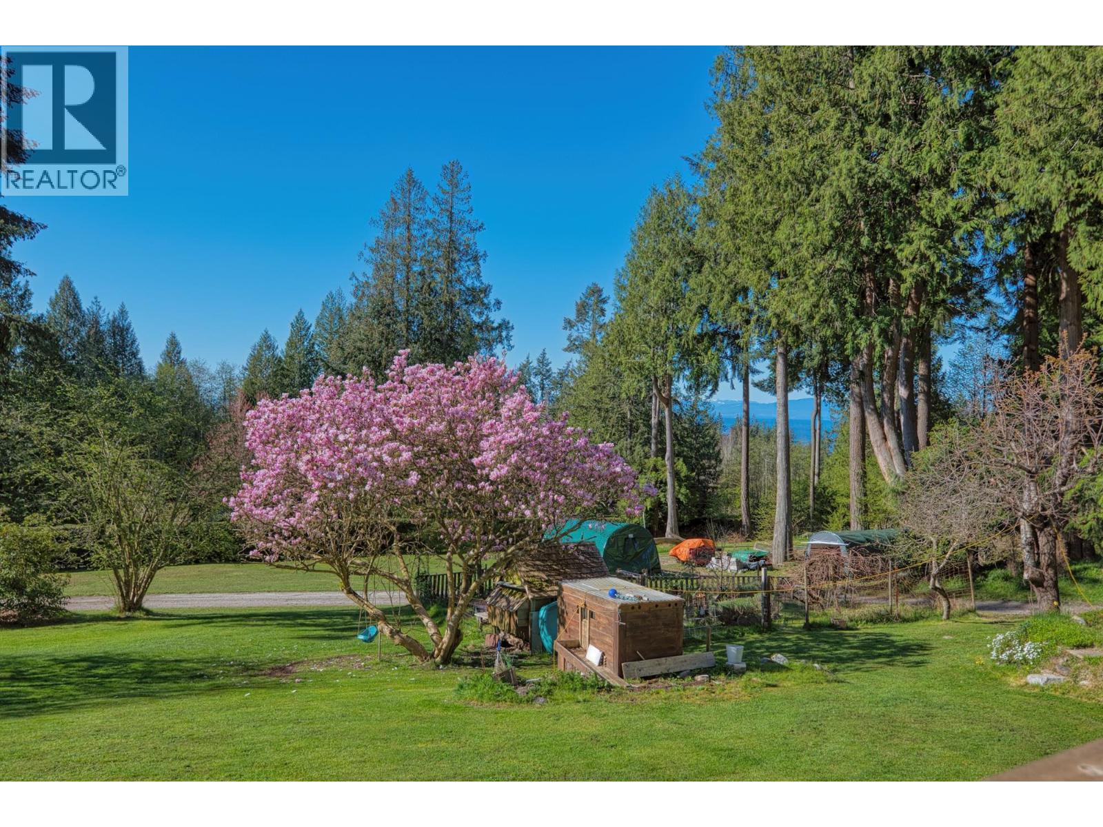 1106 A & B GLADWIN TRAIL ROAD - Photo 5 of 40, Roberts Creek, British Columbia