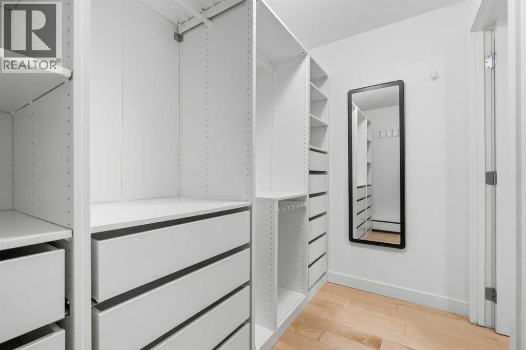 Single Family House for Sale in    Avenue NW Sunnyside Calgary 