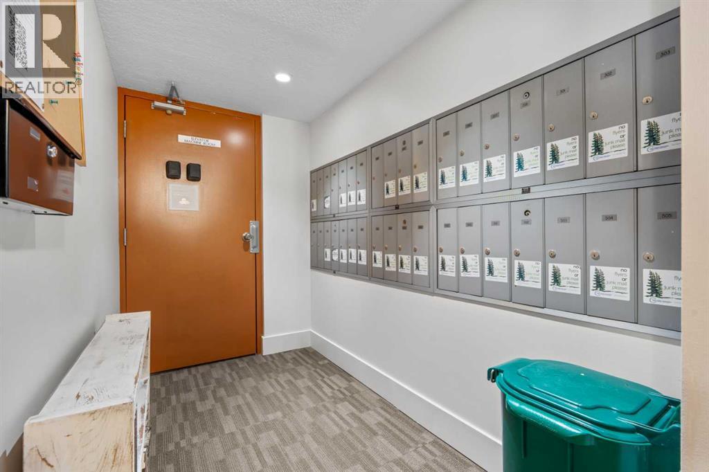 Single Family House for Sale in    Avenue NW Sunnyside Calgary 