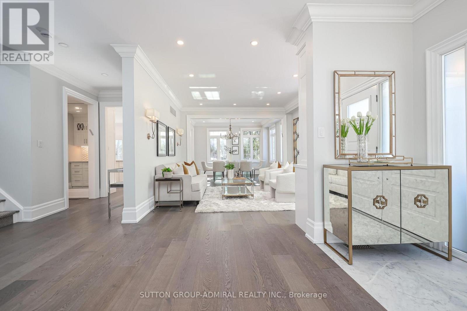 75 STRAUSS ROAD - Photo 5 of 47, Vaughan (Patterson), Ontario