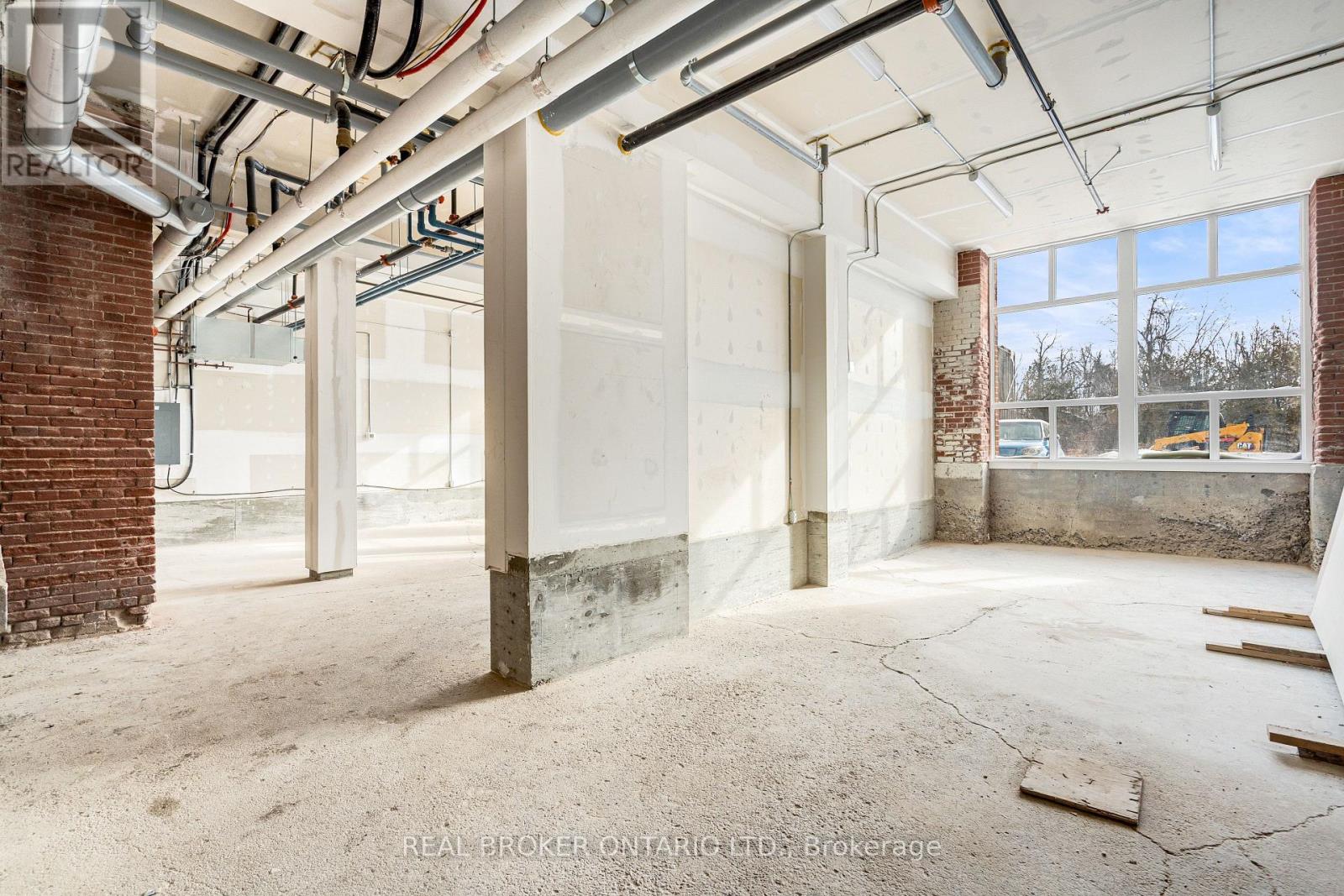 Studio for Rent in Ottawa – 009 – 150 MILL STREET, Ottawa – By Peter Sagos - Image 16