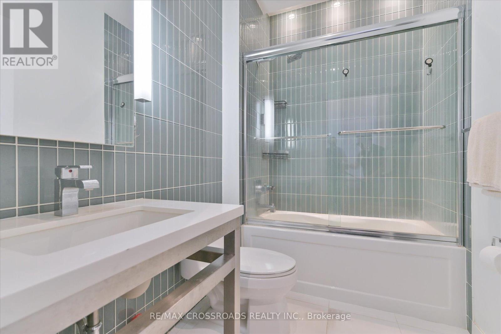 #4103 80 JOHN STREET - 16