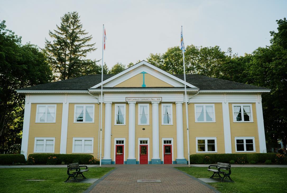 LT.2 ROYAL STREET, Langley