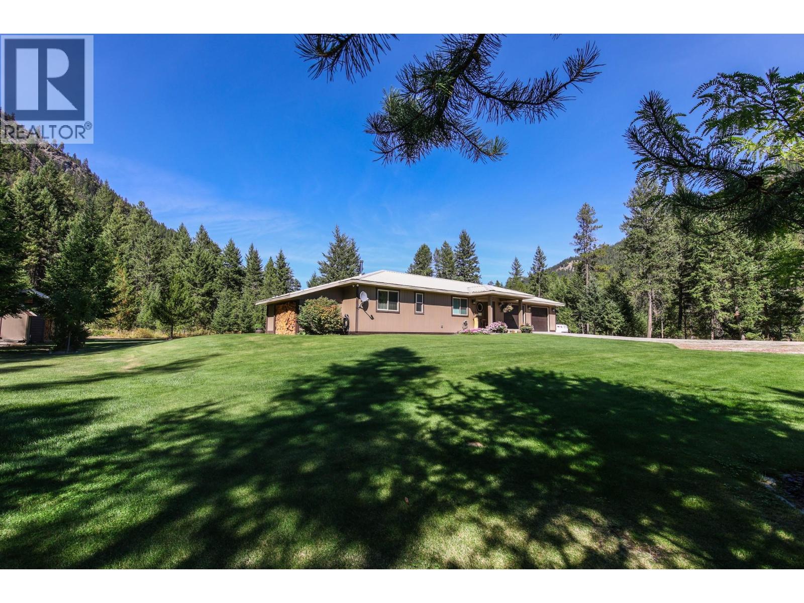 3437 Blythe-Rhone Road, Westbridge