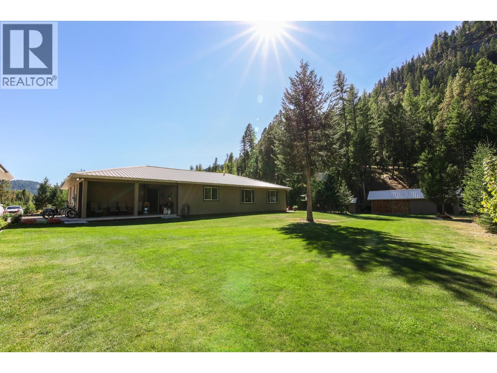 3437 Blythe-Rhone Road, Westbridge