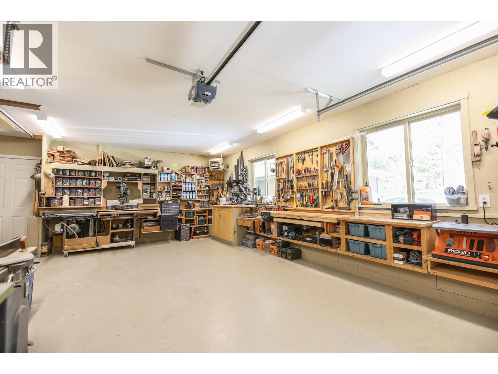 3437 Blythe-Rhone Road, Westbridge