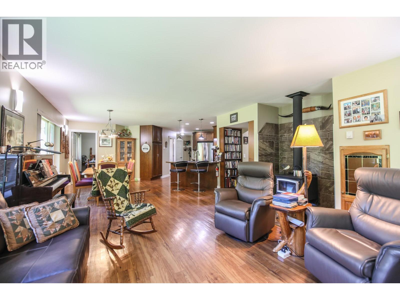 3437 Blythe-Rhone Road, Westbridge