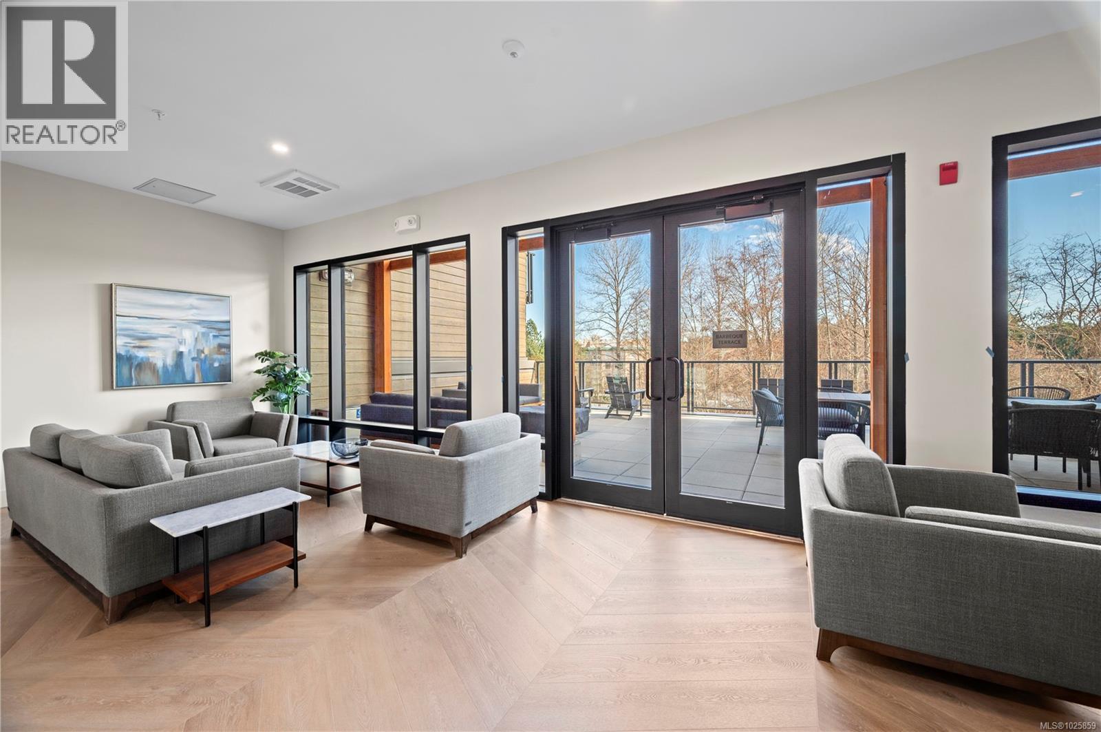 542 920 Reunion Avenue, Langford