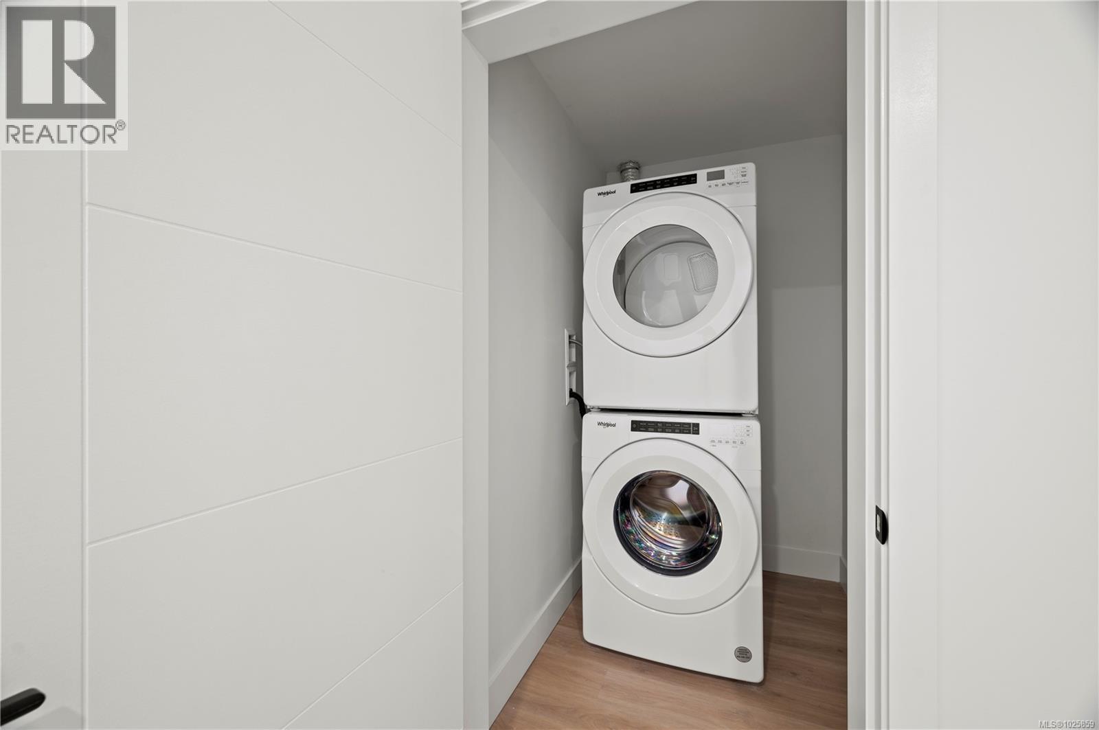 542 920 Reunion Avenue, Langford