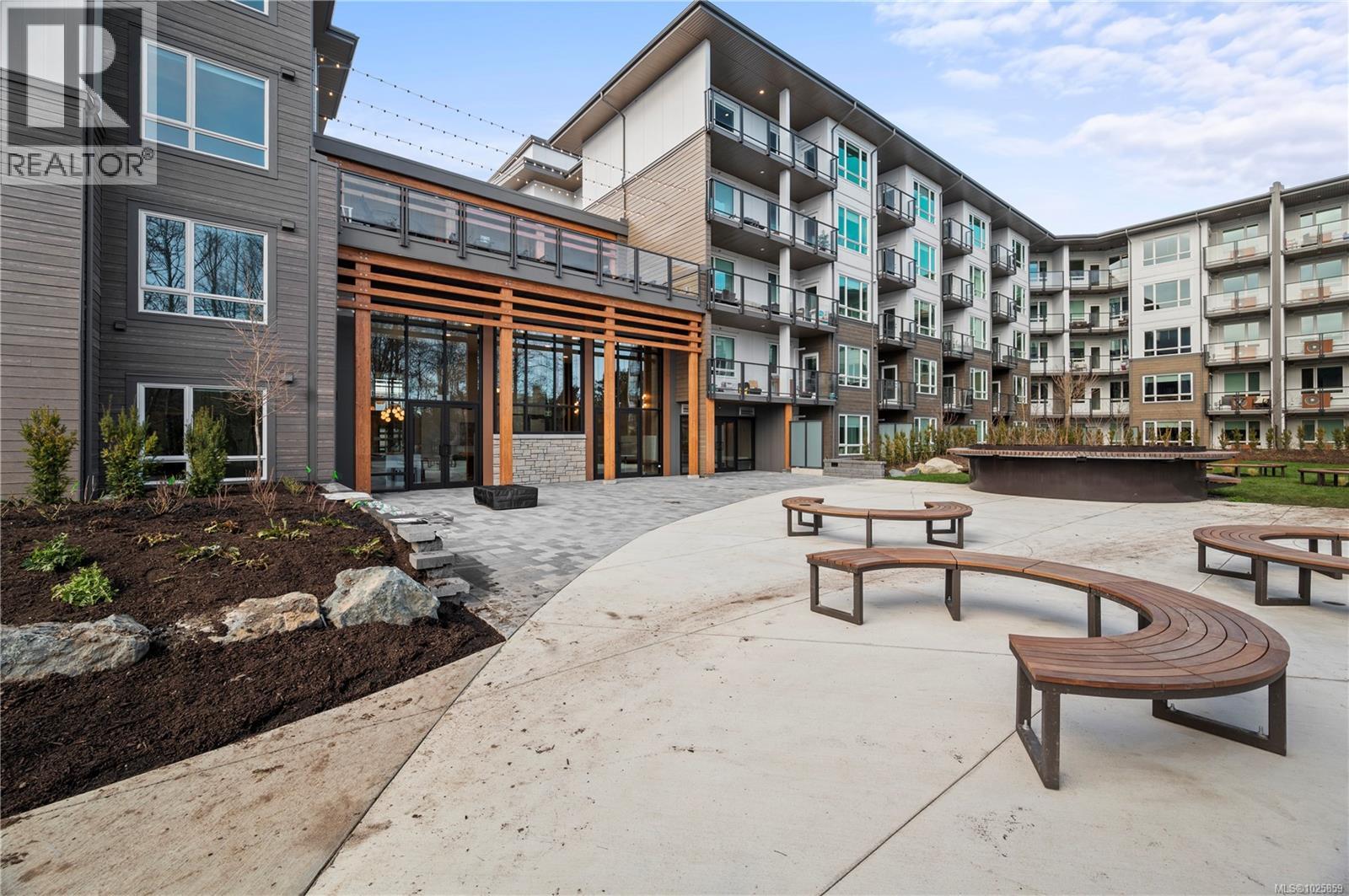 542 920 Reunion Avenue, Langford