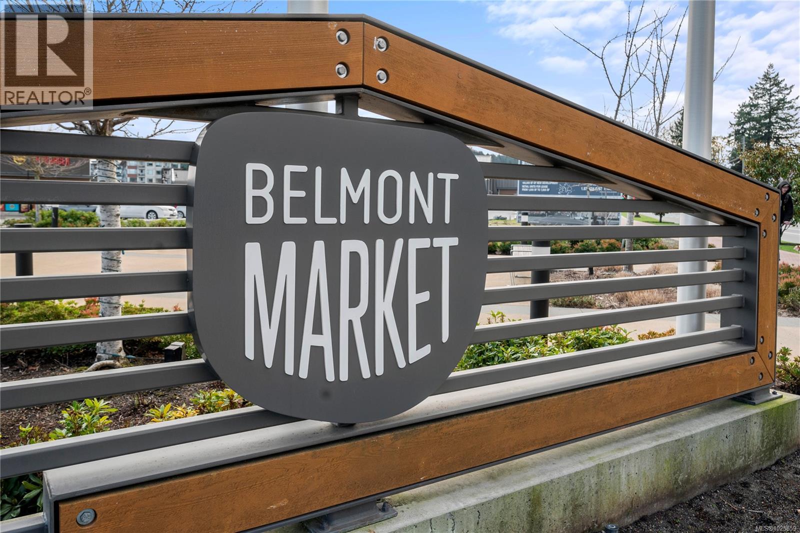 542 920 Reunion Avenue, Langford