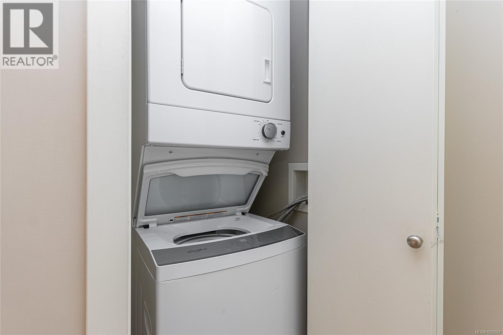 #407 1395 BEAR MOUNTAIN PKWY - 18