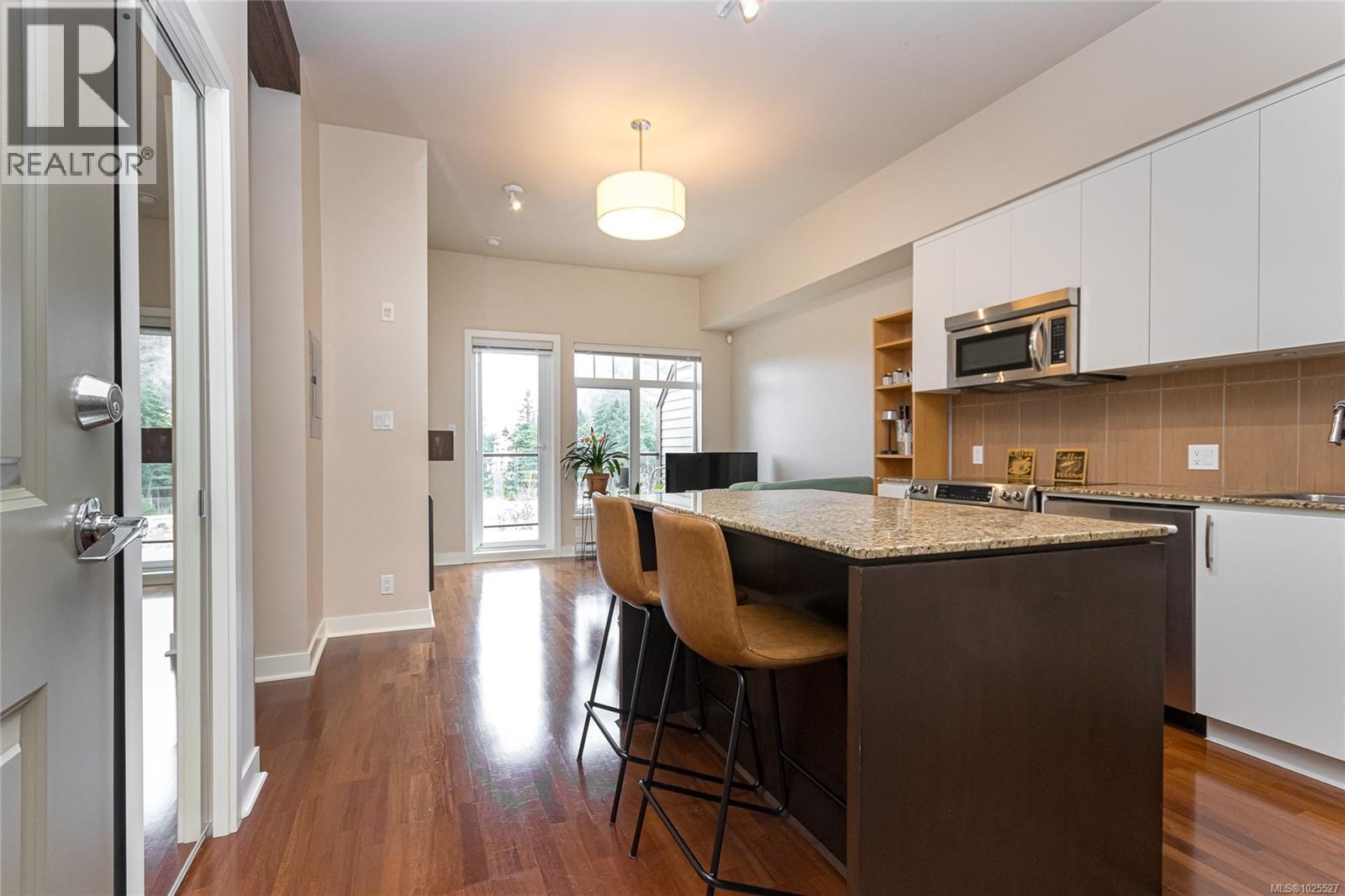 #407 1395 BEAR MOUNTAIN PKWY - Image 3