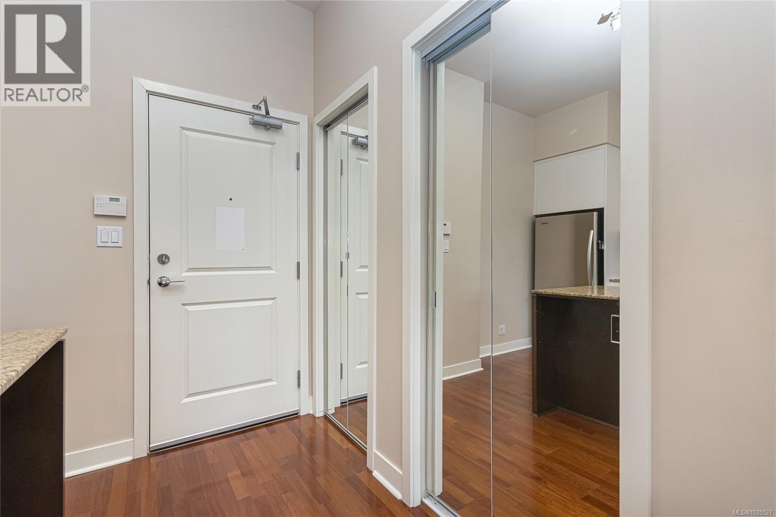 #407 1395 BEAR MOUNTAIN PKWY - 4